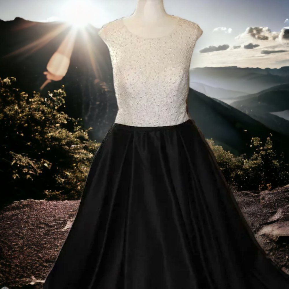 Lucci Lu - Abby Paris Dress